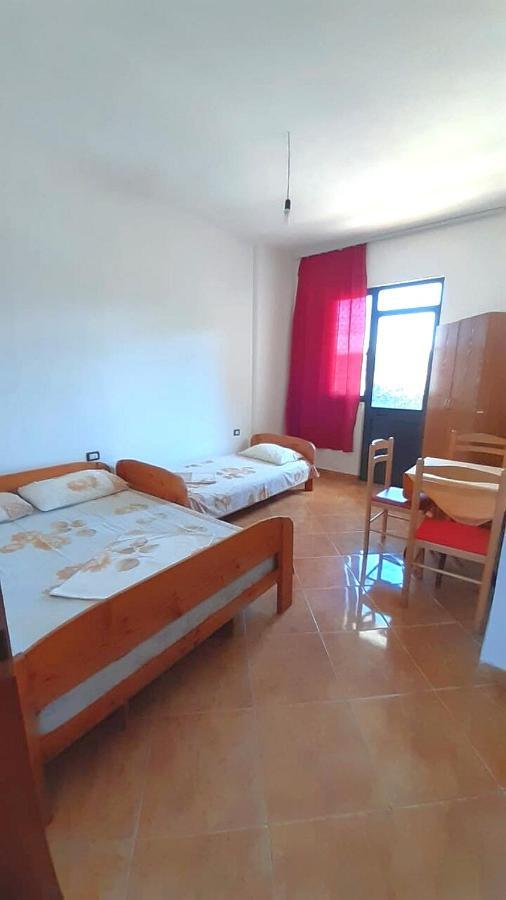 Vila Flamuri Golem  Εξωτερικό φωτογραφία